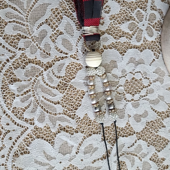 Necklace - Picture 4 of 4